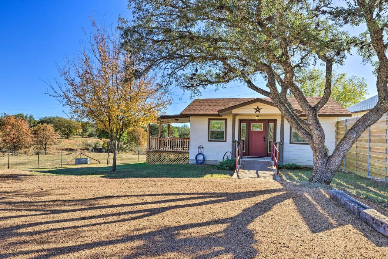 Cozy Fredericksburg Studio Near Wineries! Luaran gambar