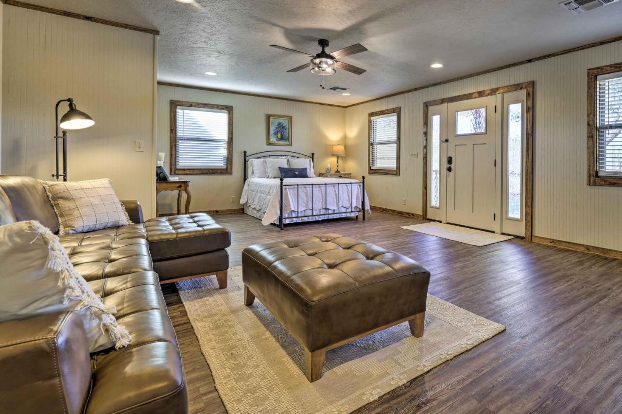 Cozy Fredericksburg Studio Near Wineries! Luaran gambar