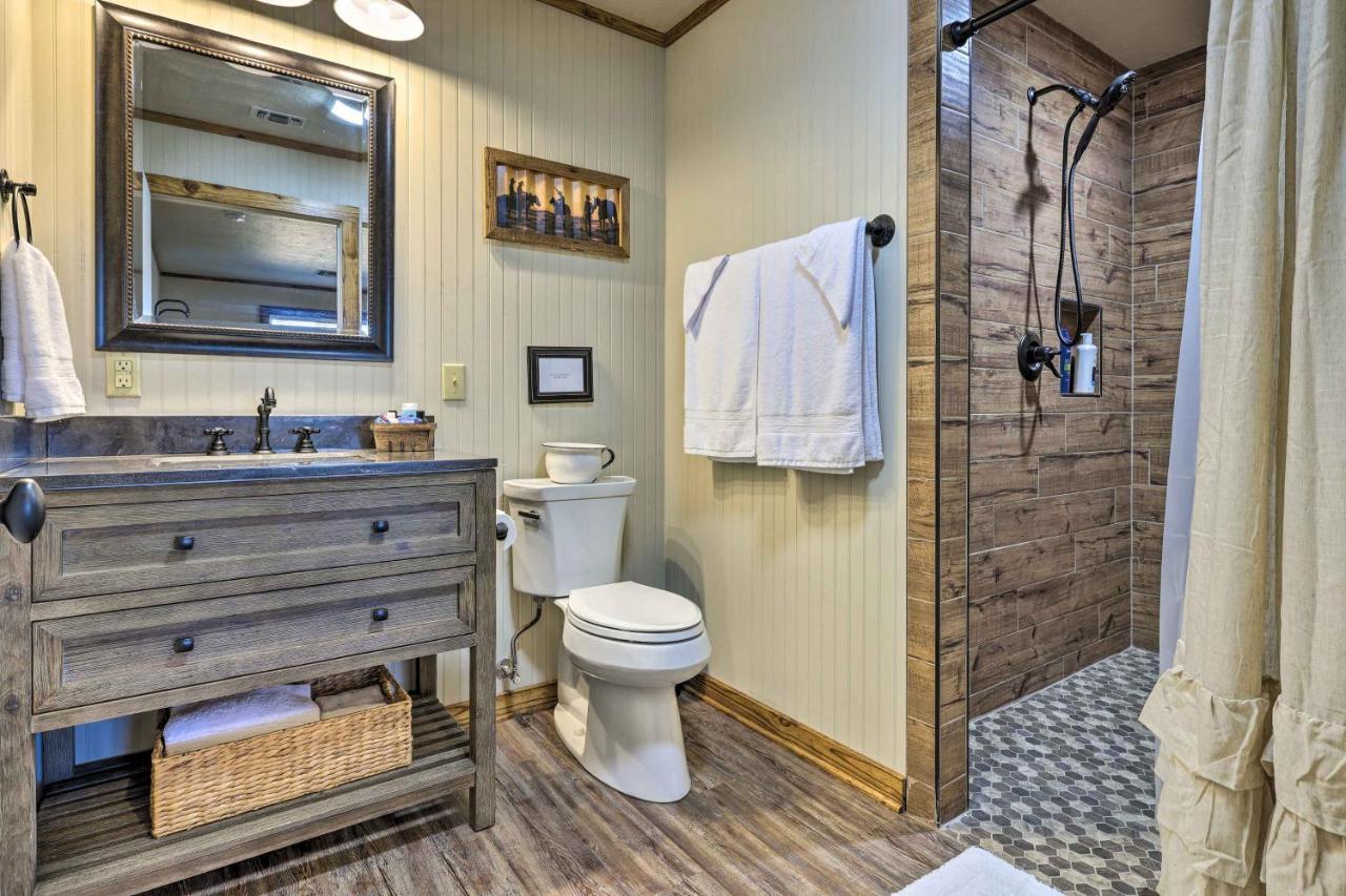 Cozy Fredericksburg Studio Near Wineries! Luaran gambar