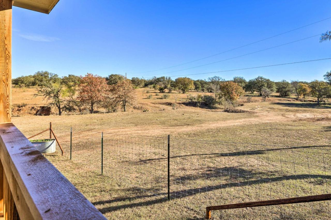 Cozy Fredericksburg Studio Near Wineries! Luaran gambar